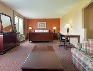 Days By Wyndham Coliseum Al Hotel